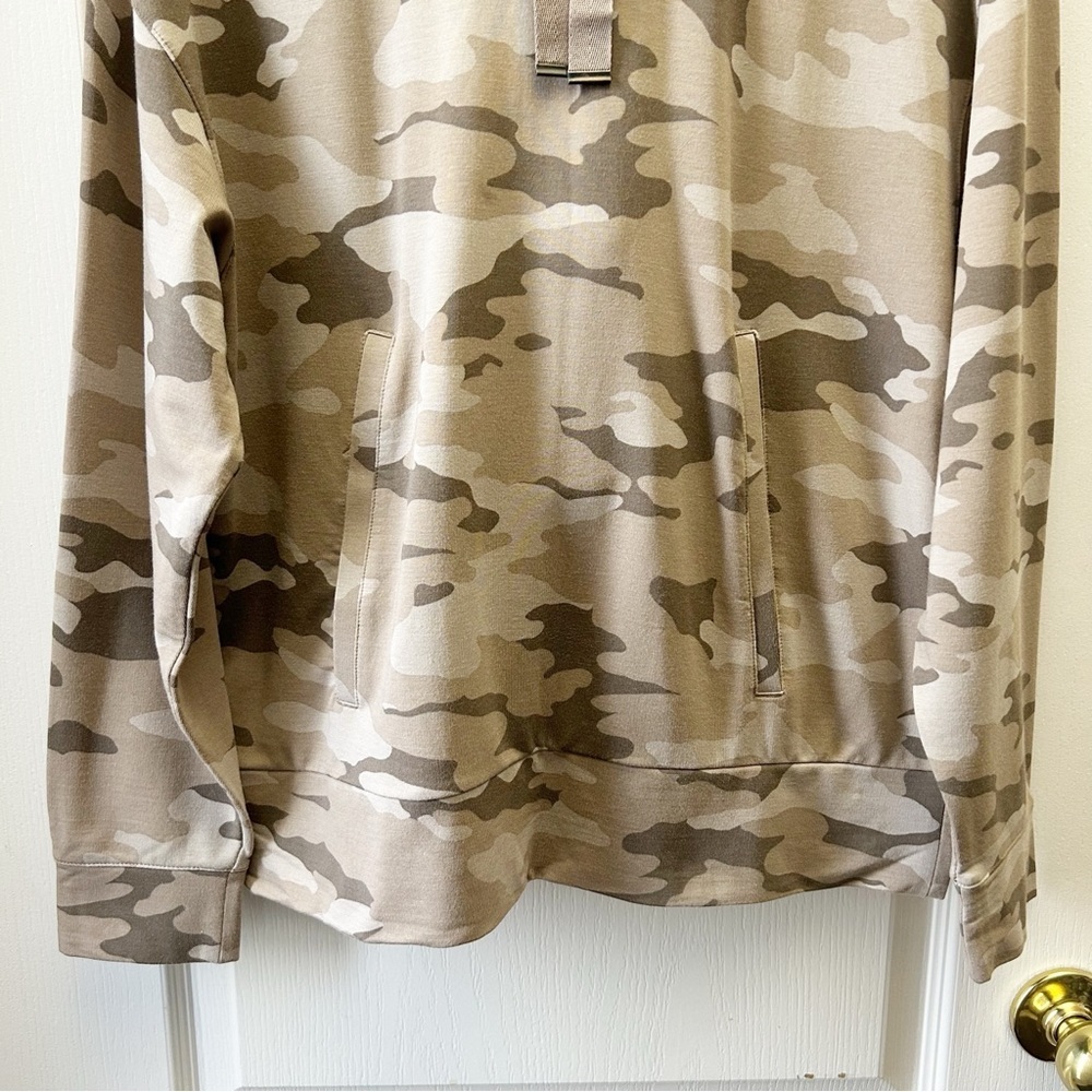 Banana Republic Women’s Baby Terry Hoodie Camo Print Size XS - Picture 8 of 13